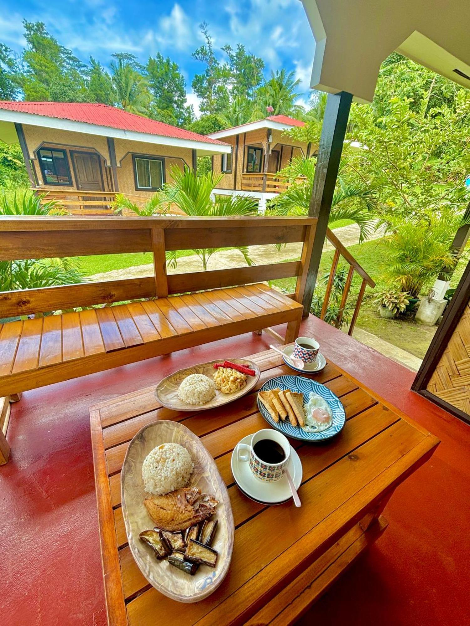 Luzville Transient House - Port Barton Itaytay Bagian luar foto