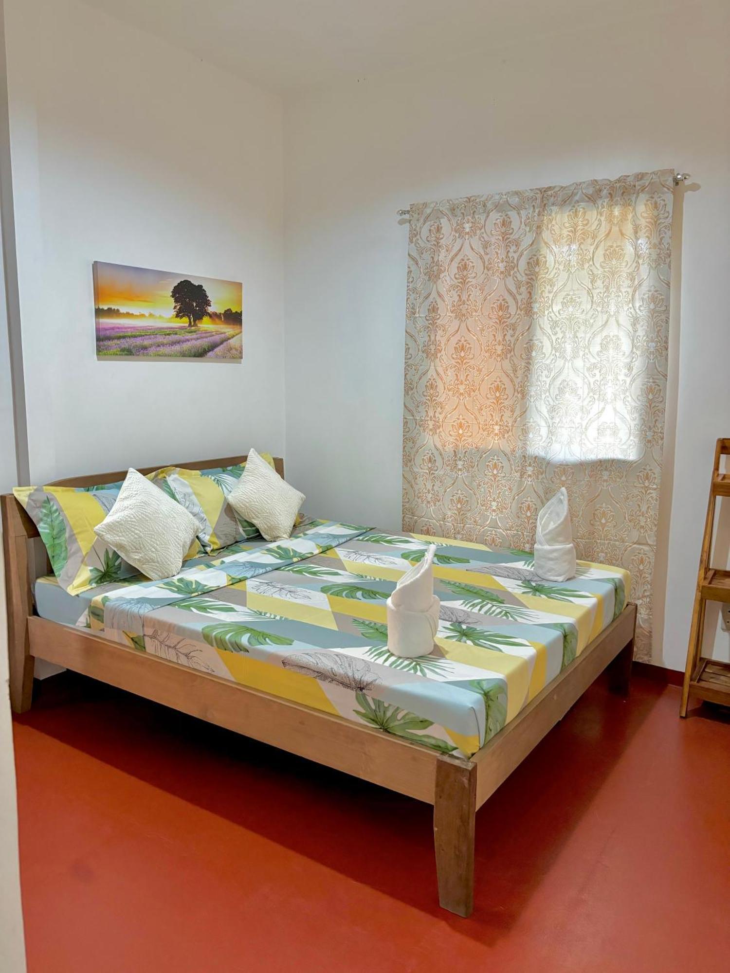 Luzville Transient House - Port Barton Itaytay Bagian luar foto